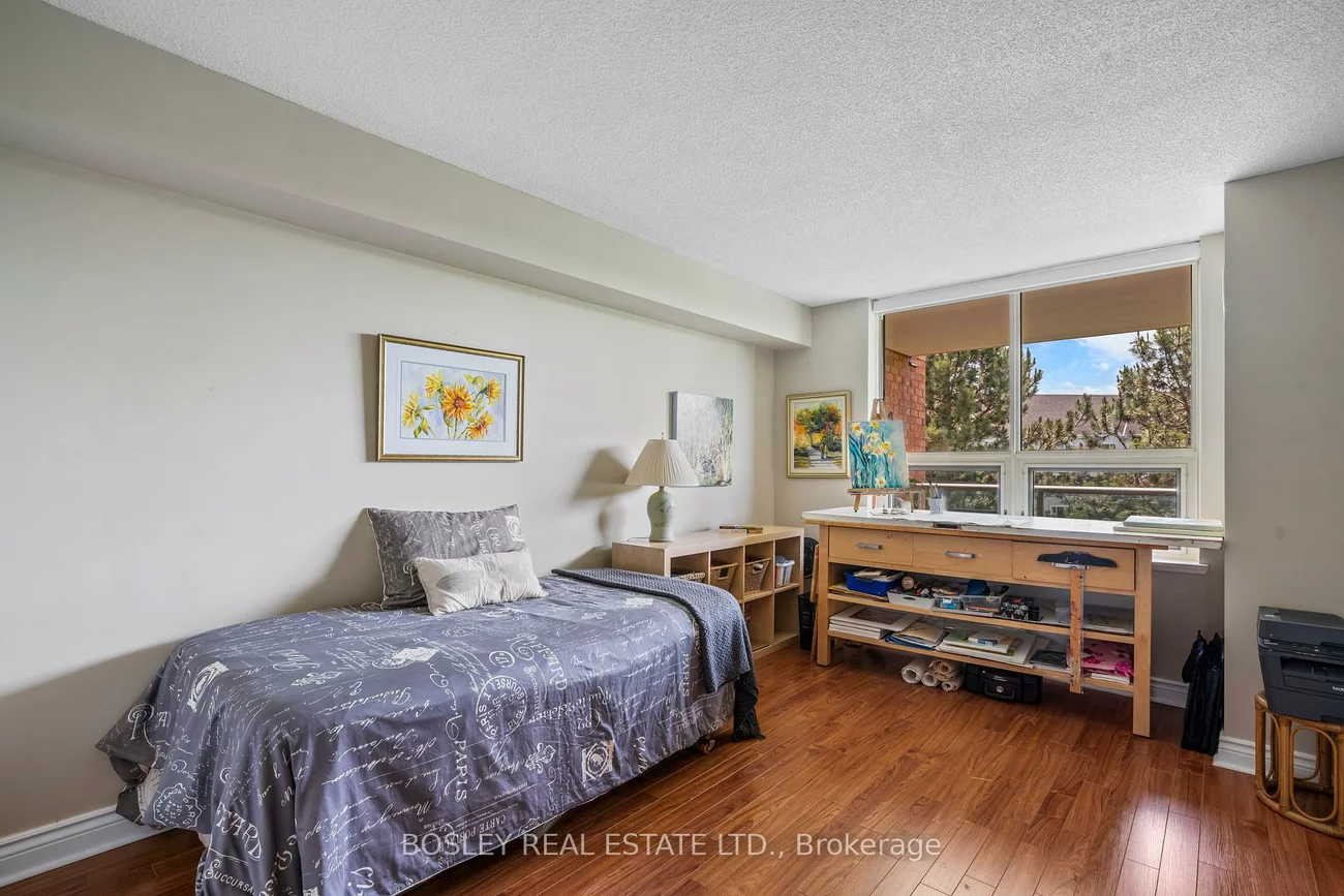 14924, Yonge, Aurora Highlands, Aurora