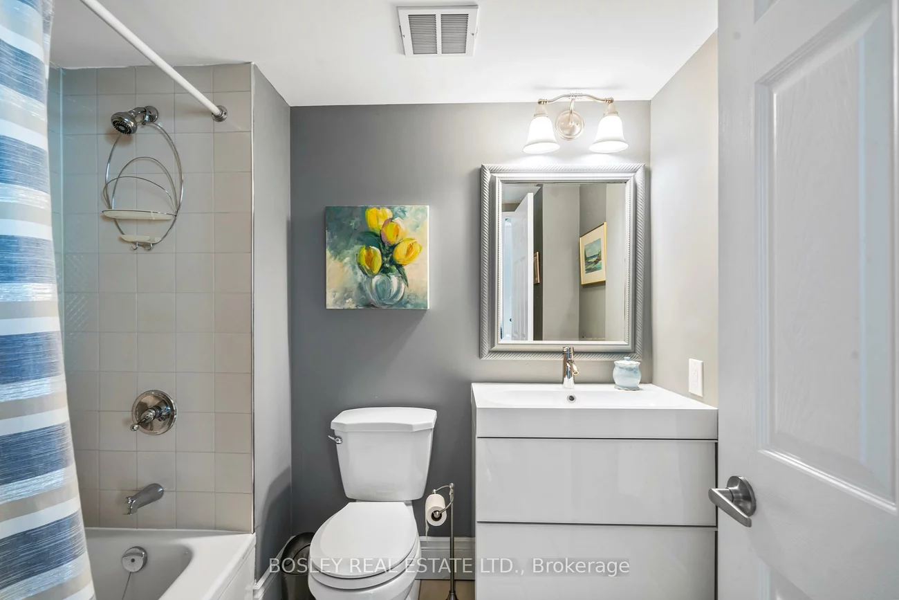 14924, Yonge, Aurora Highlands, Aurora