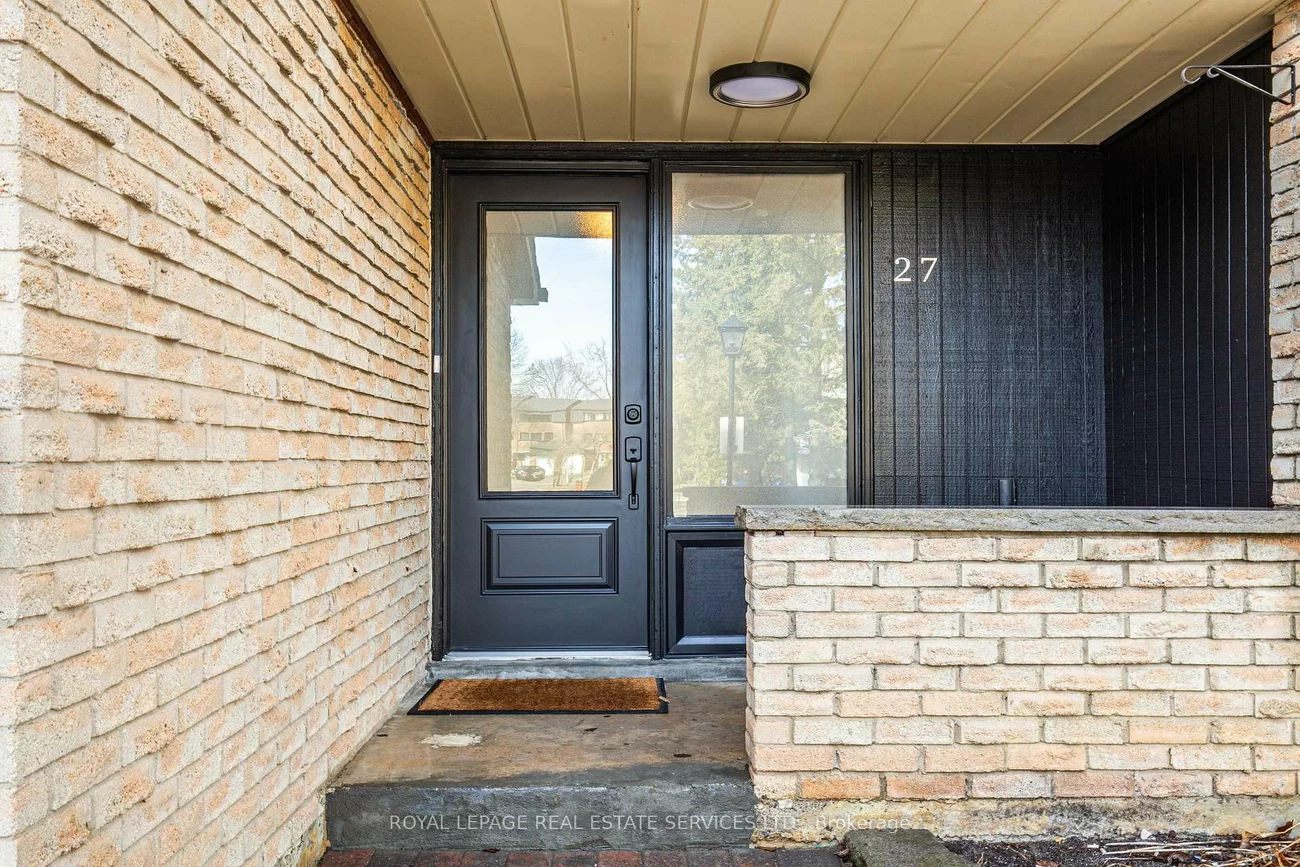 27, Poplar, Aurora Highlands, Aurora