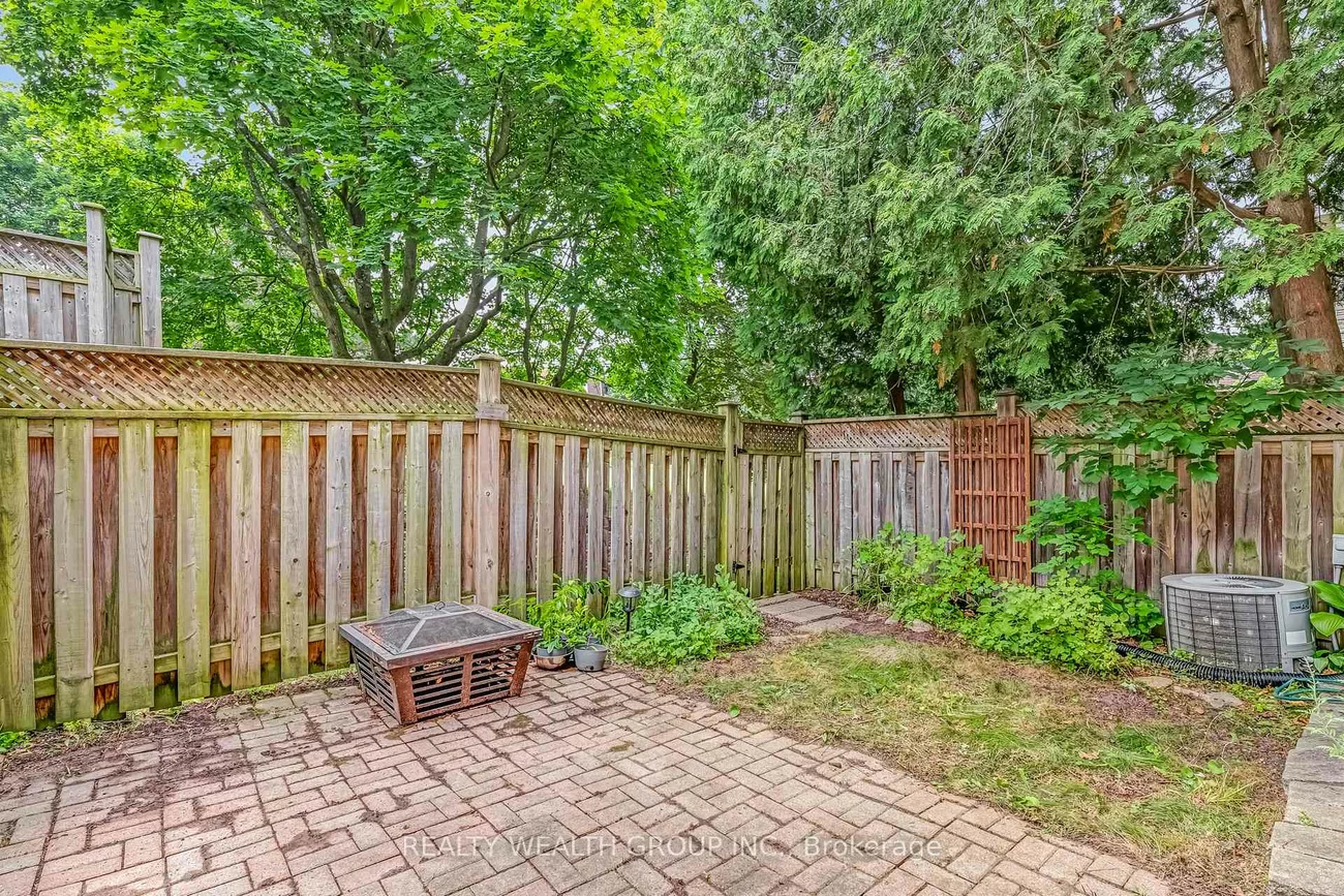 5-103, Poplar, Aurora Highlands, Aurora