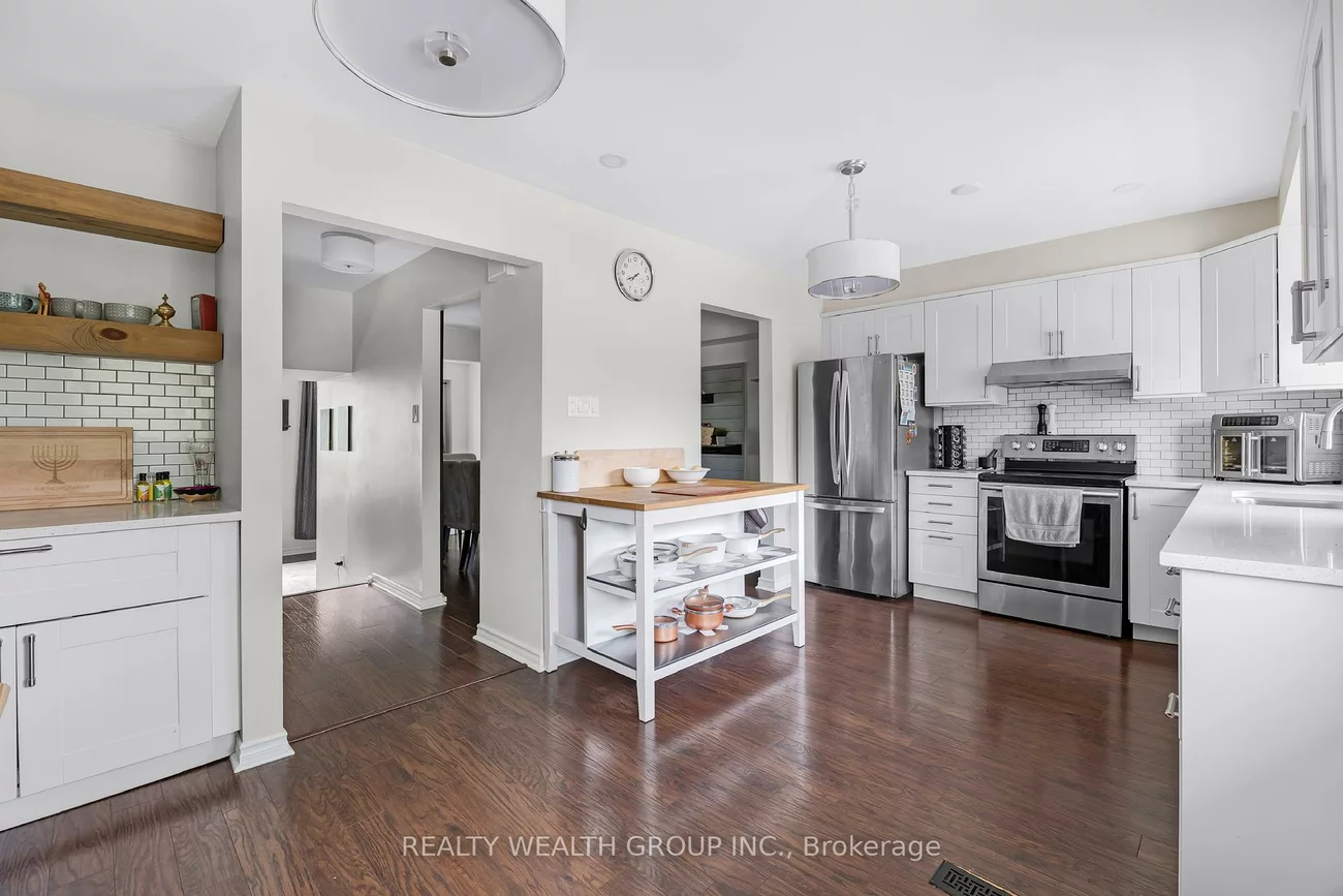 5-103, Poplar, Aurora Highlands, Aurora
