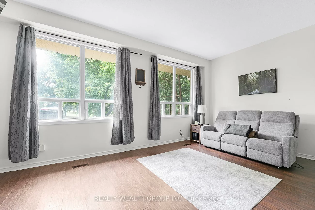 5-103, Poplar, Aurora Highlands, Aurora