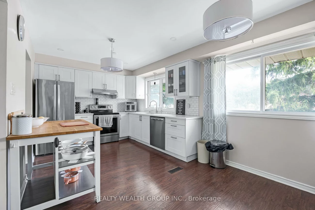 5-103, Poplar, Aurora Highlands, Aurora