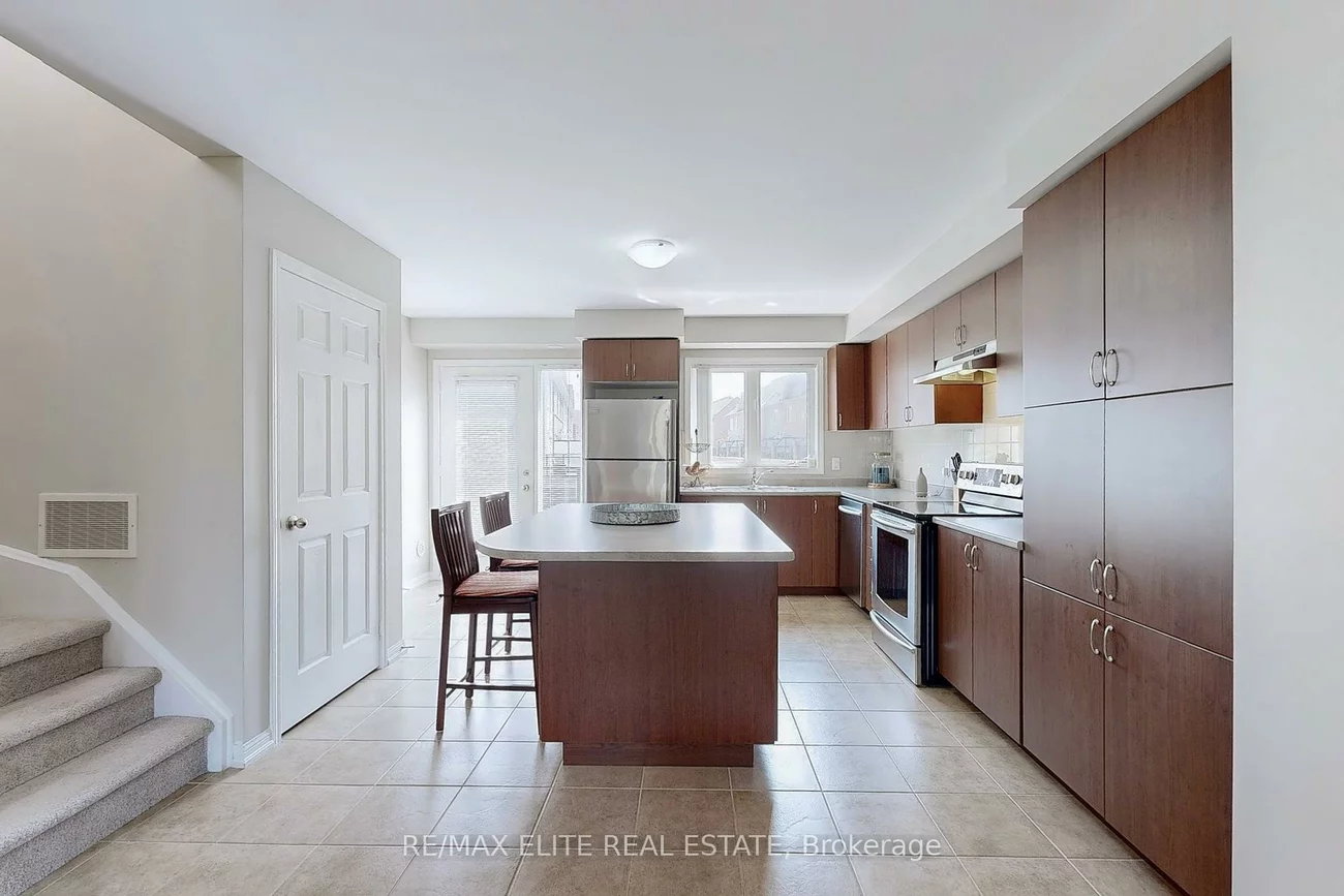15931, Bayview, Bayview Northeast, Aurora