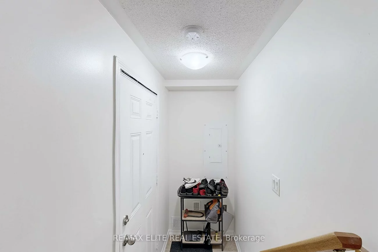 15931, Bayview, Bayview Northeast, Aurora