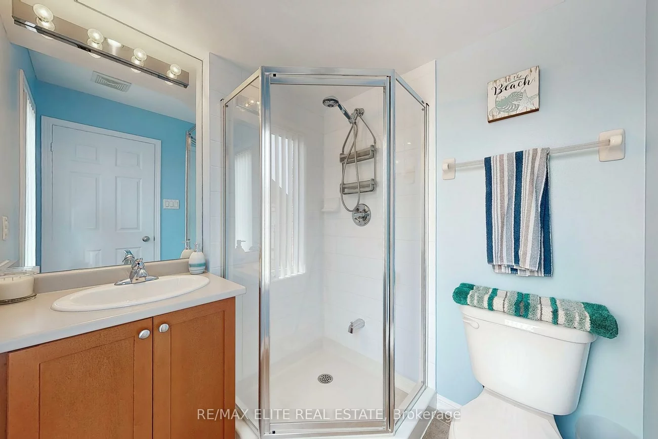 15931, Bayview, Bayview Northeast, Aurora