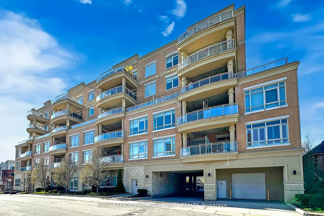 15277, Yonge, Aurora Village, Aurora