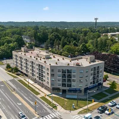 160, Wellington, Aurora Village, Aurora
