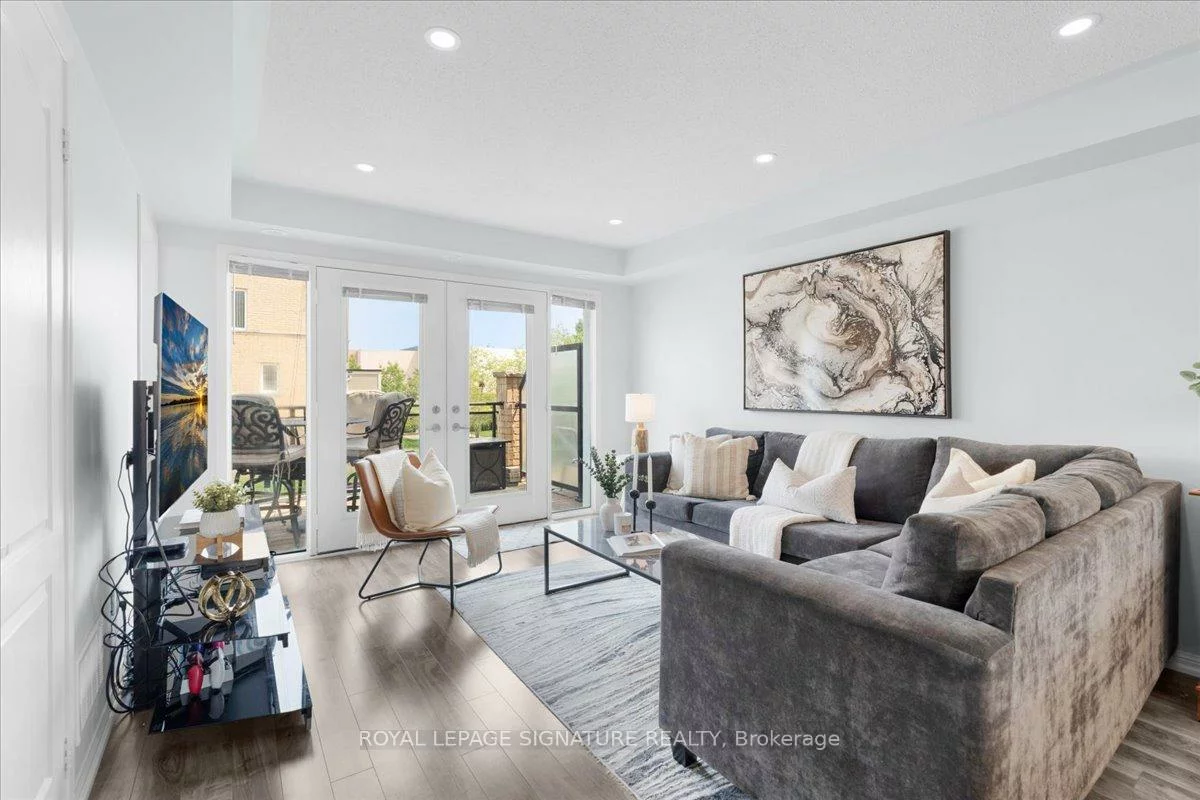 263, John West, Bayview Wellington, Aurora
