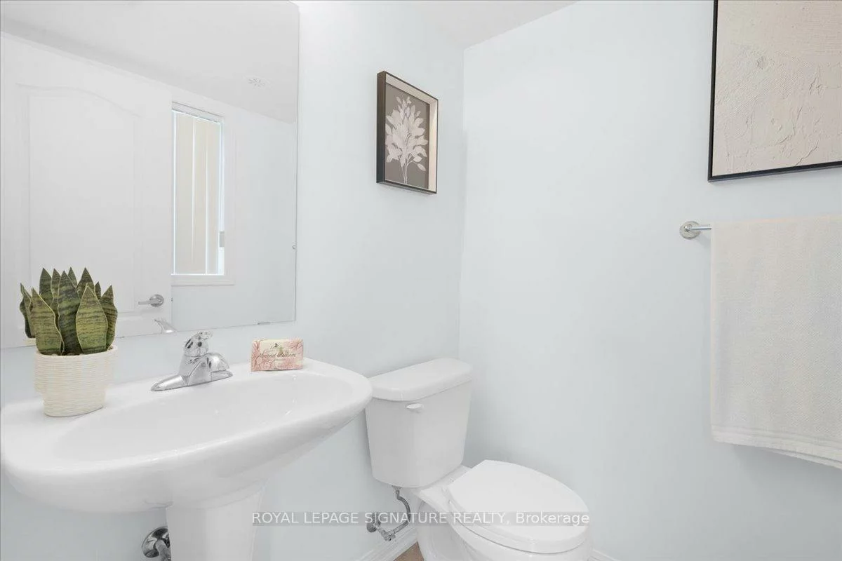 263, John West, Bayview Wellington, Aurora