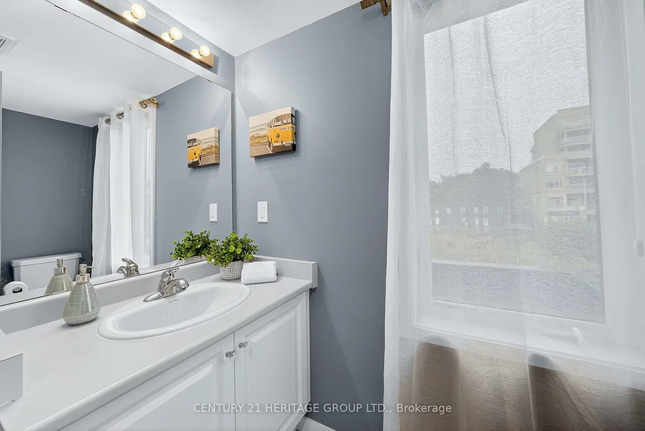 200, Alex Gardner, Aurora Village, Aurora