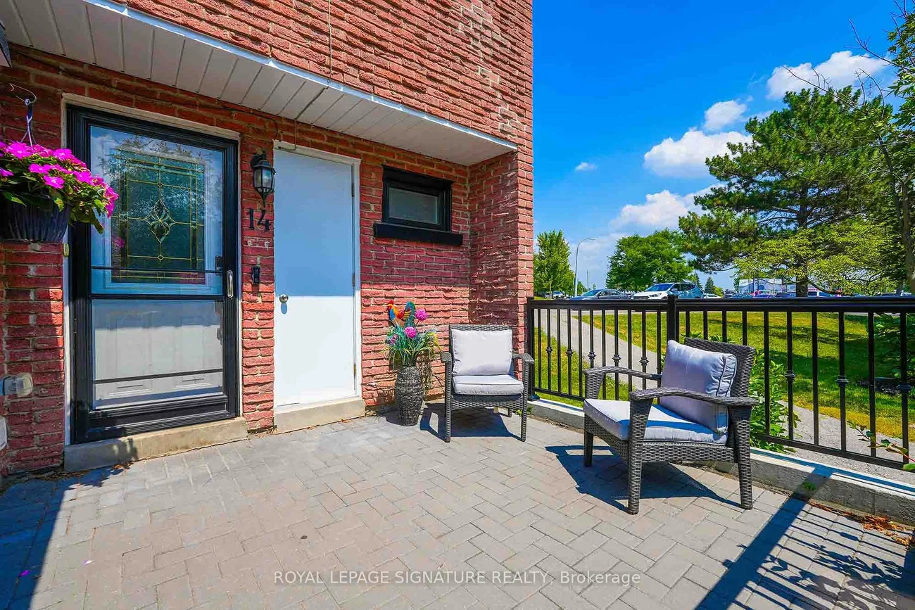 14, Poplar, Aurora Highlands, Aurora