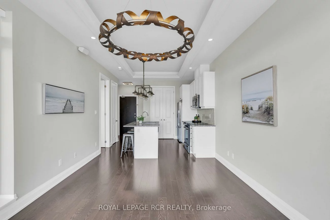 15277, Yonge, Aurora Village, Aurora