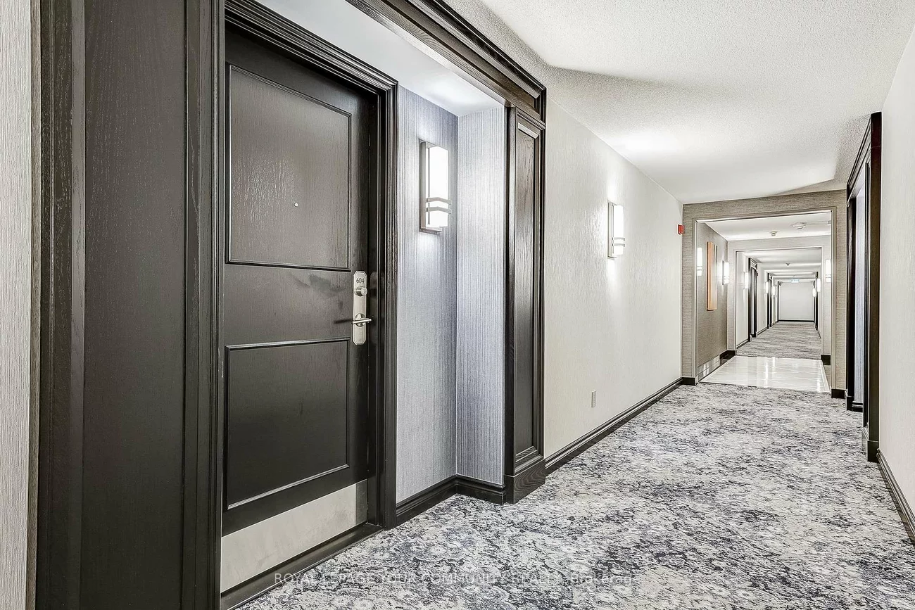 14924, Yonge, Aurora Highlands, Aurora