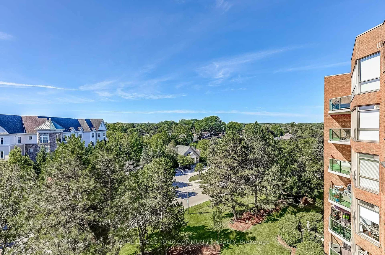 14924, Yonge, Aurora Highlands, Aurora