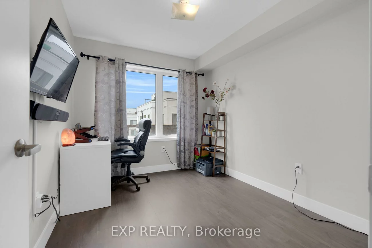 600, Alex Gardner, Aurora Village, Aurora