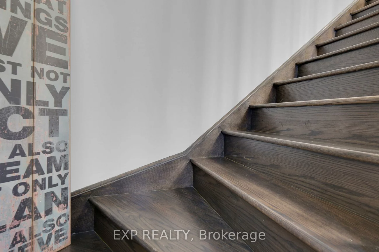 600, Alex Gardner, Aurora Village, Aurora