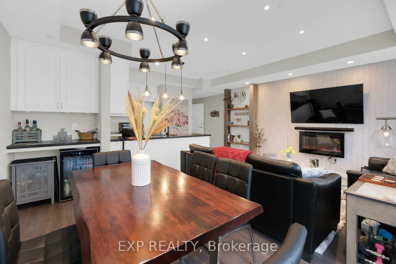 600, Alex Gardner, Aurora Village, Aurora