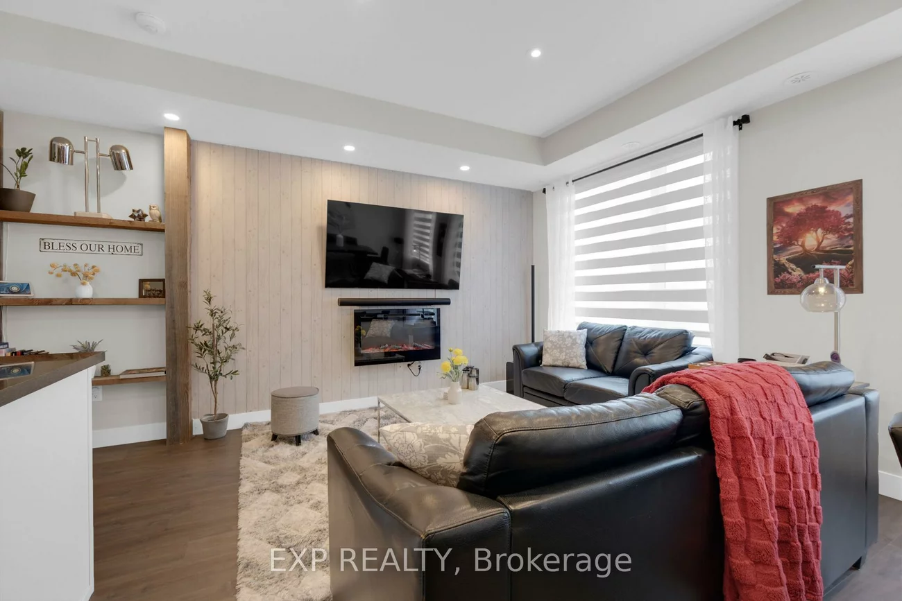 600, Alex Gardner, Aurora Village, Aurora