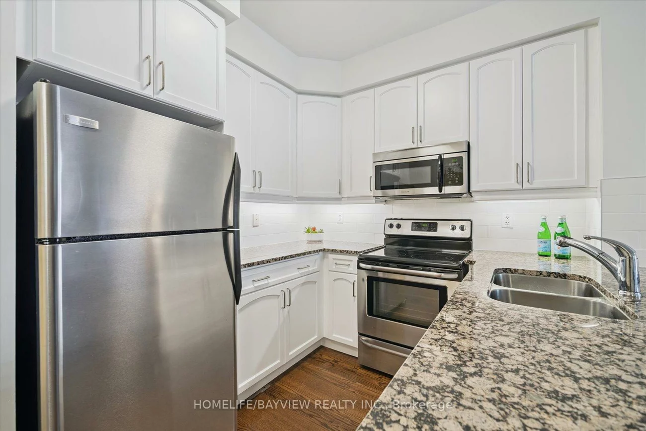 180, John West, Bayview Wellington, Aurora