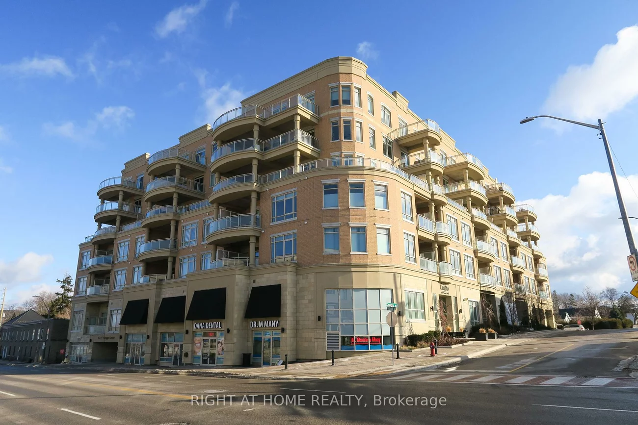 15277, Yonge, Aurora Village, Aurora