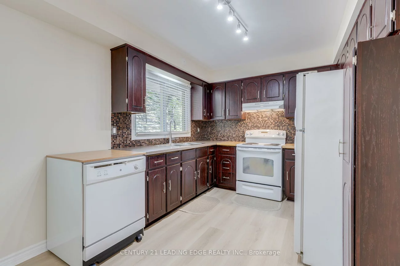 129, POPLAR, Aurora Highlands, Aurora