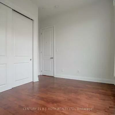 15277, Yonge, Aurora Village, Aurora