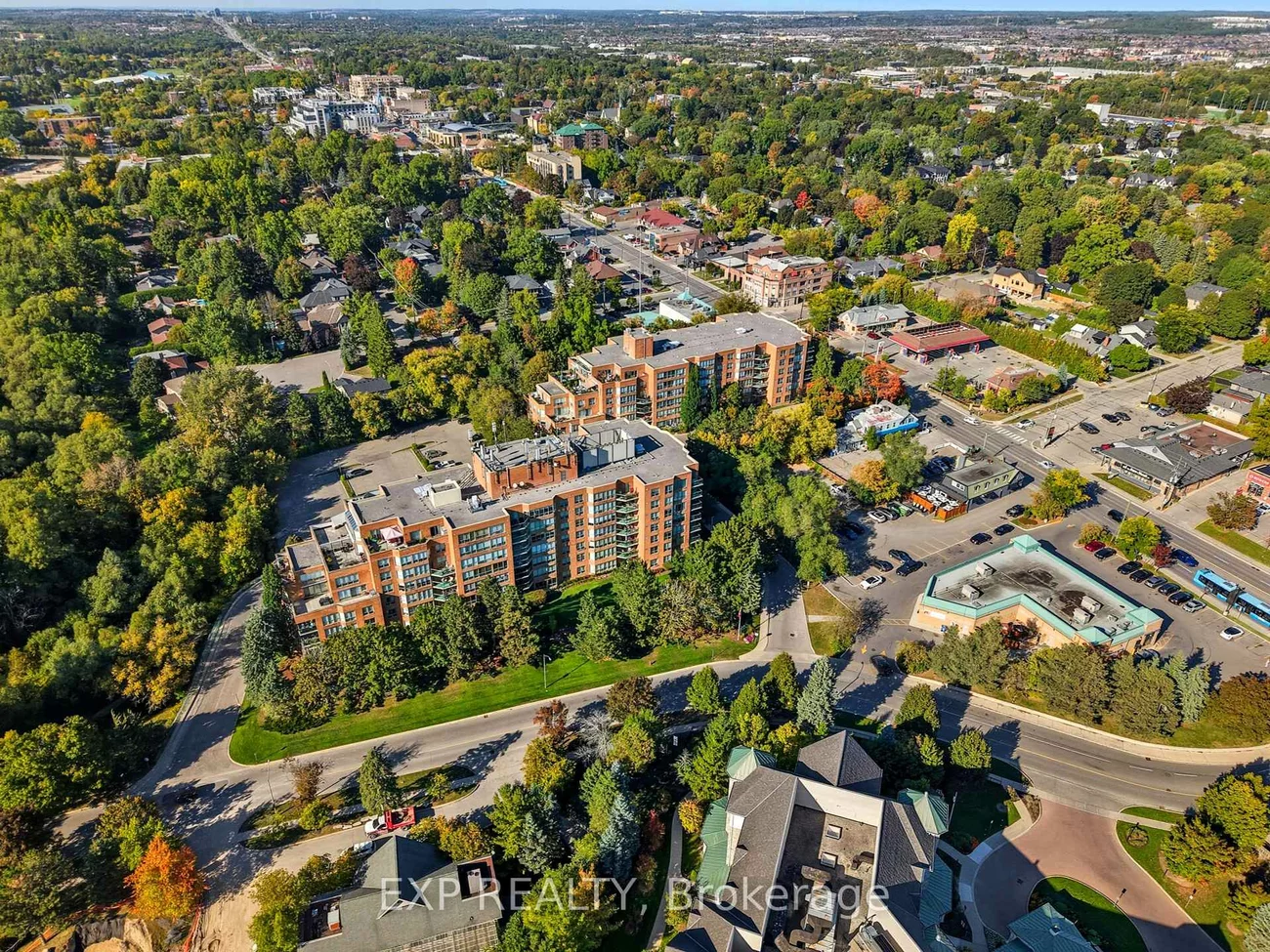 14924, Yonge, Aurora Highlands, Aurora