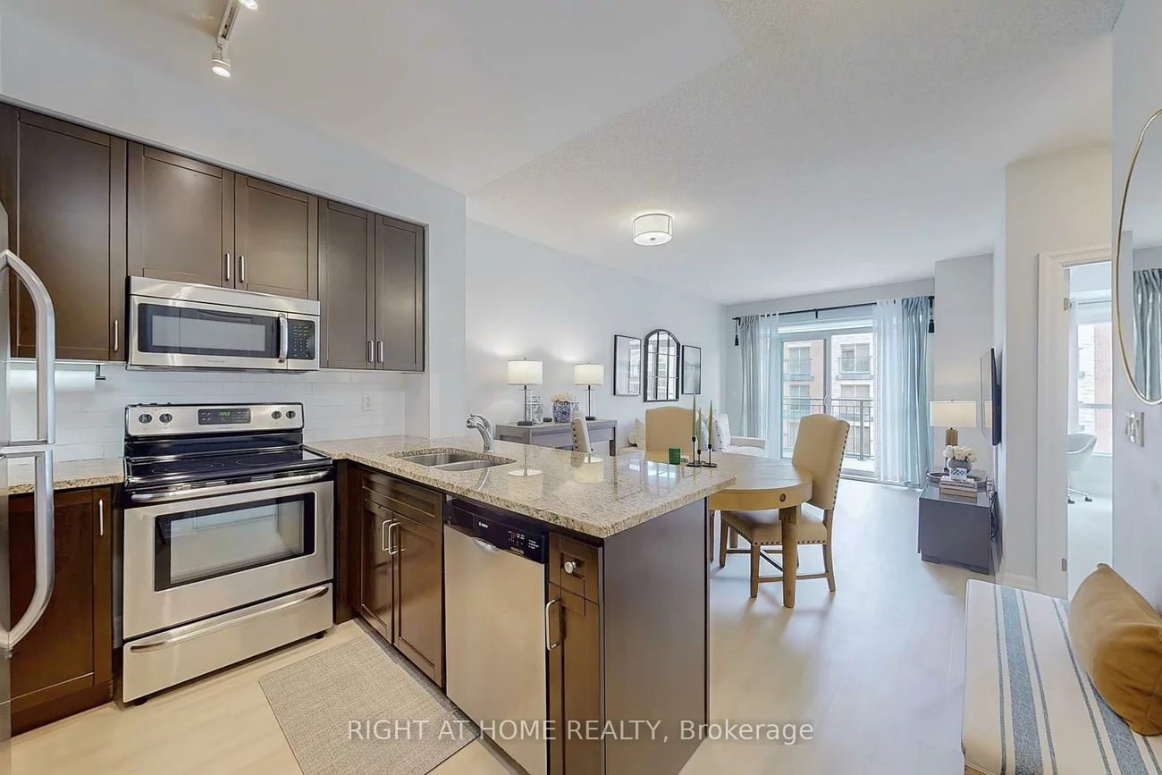 180, John West, Bayview Wellington, Aurora