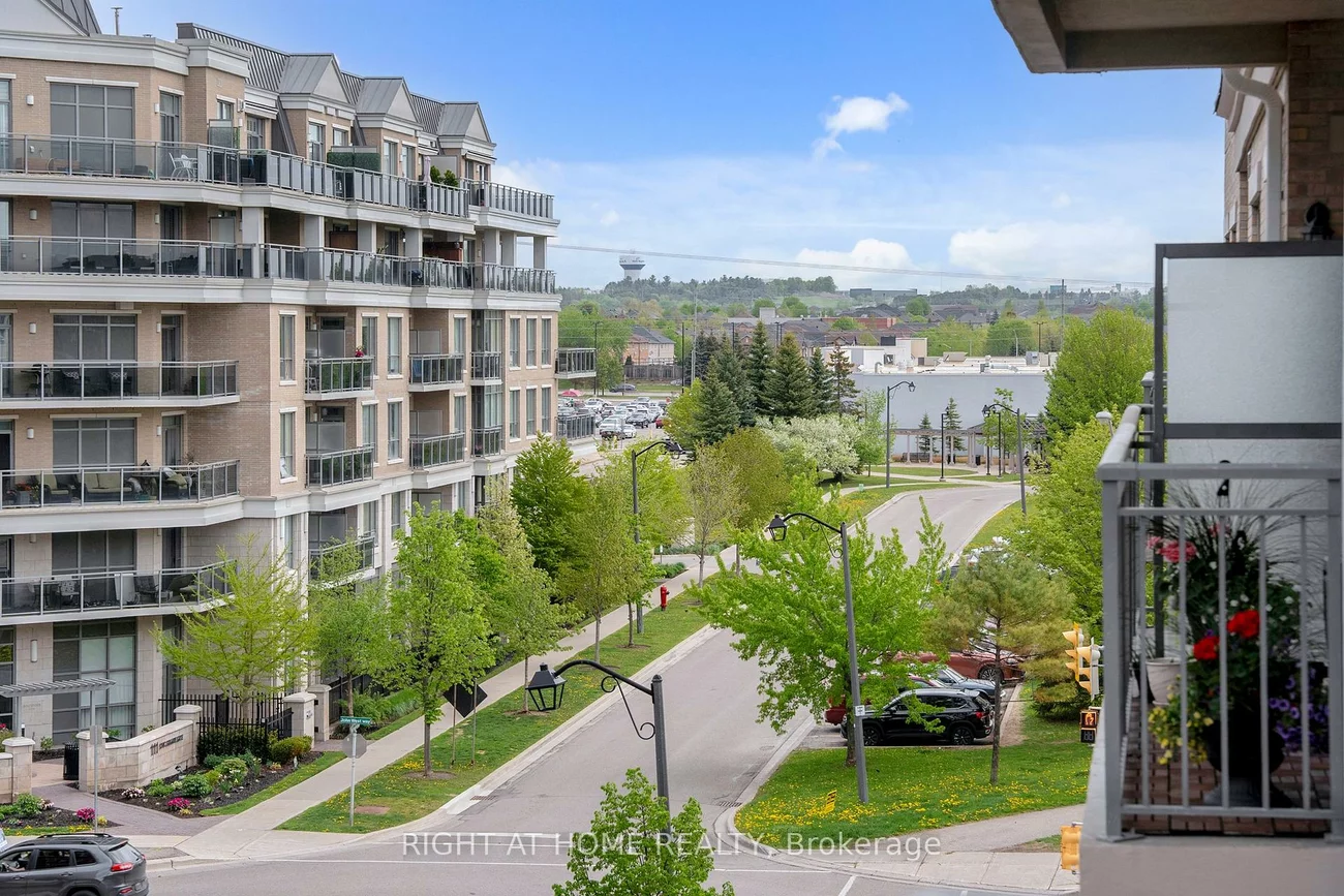 180, John West, Bayview Wellington, Aurora