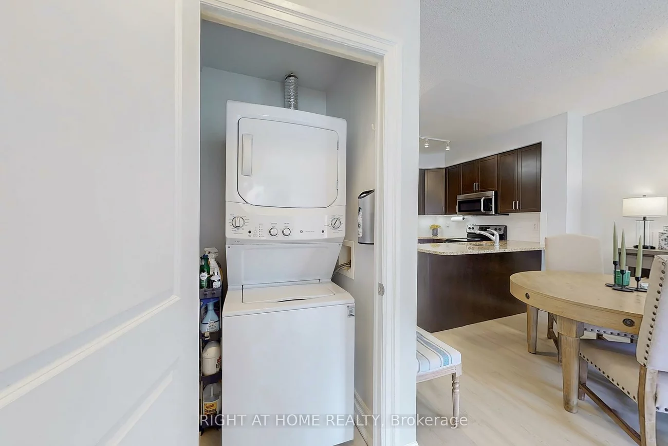 180, John West, Bayview Wellington, Aurora