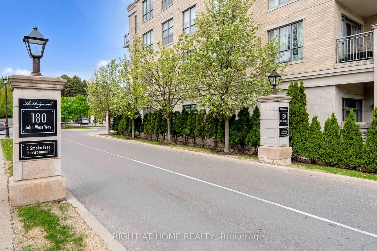 180, John West, Bayview Wellington, Aurora
