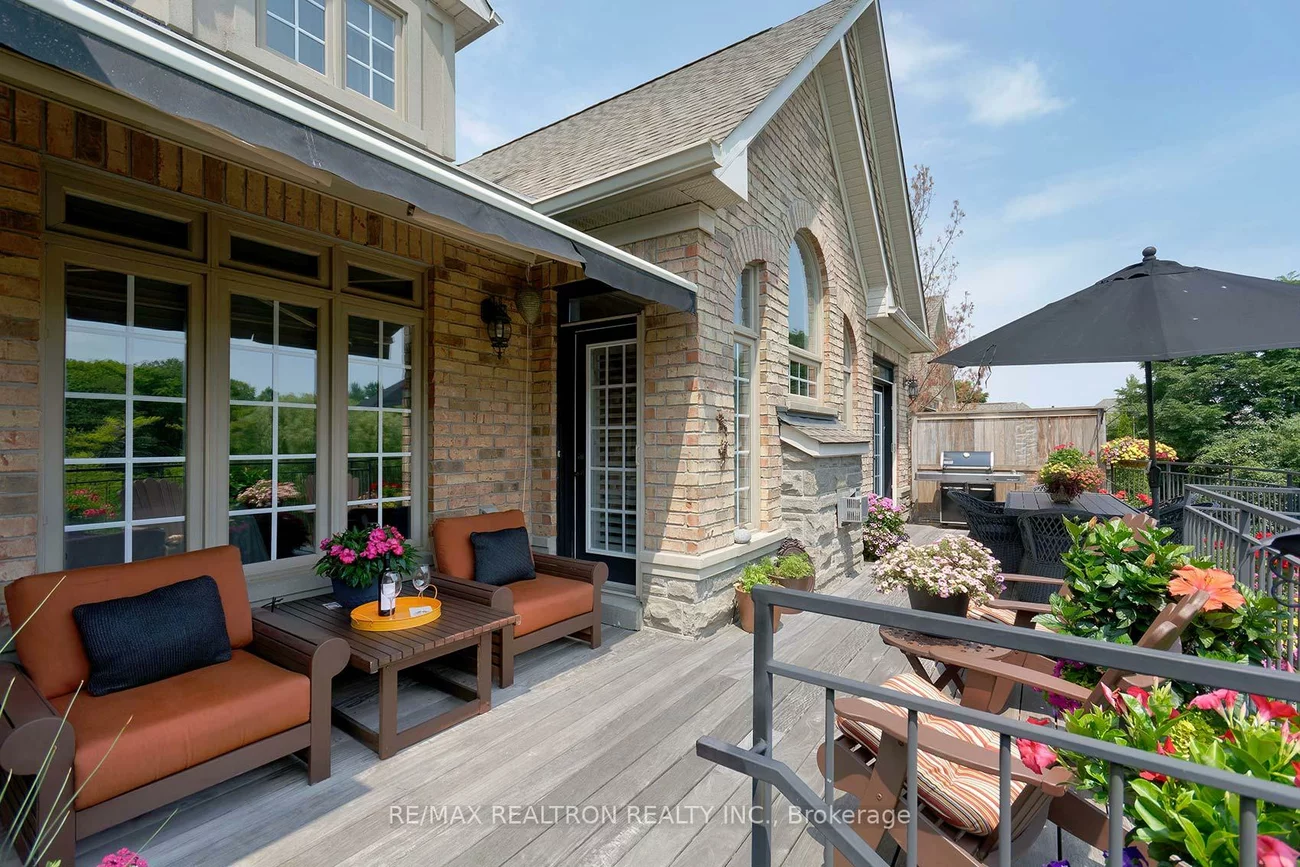 37, Britton, Aurora Estates, Aurora