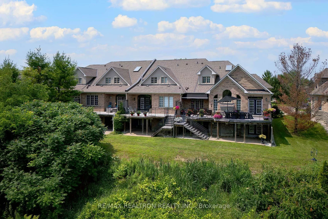 37, Britton, Aurora Estates, Aurora