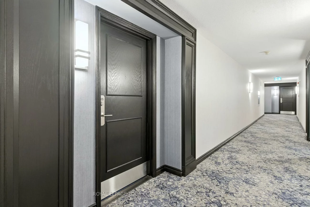 14924, Yonge, Aurora Highlands, Aurora