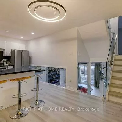 24, Springfair, Aurora Village, Aurora