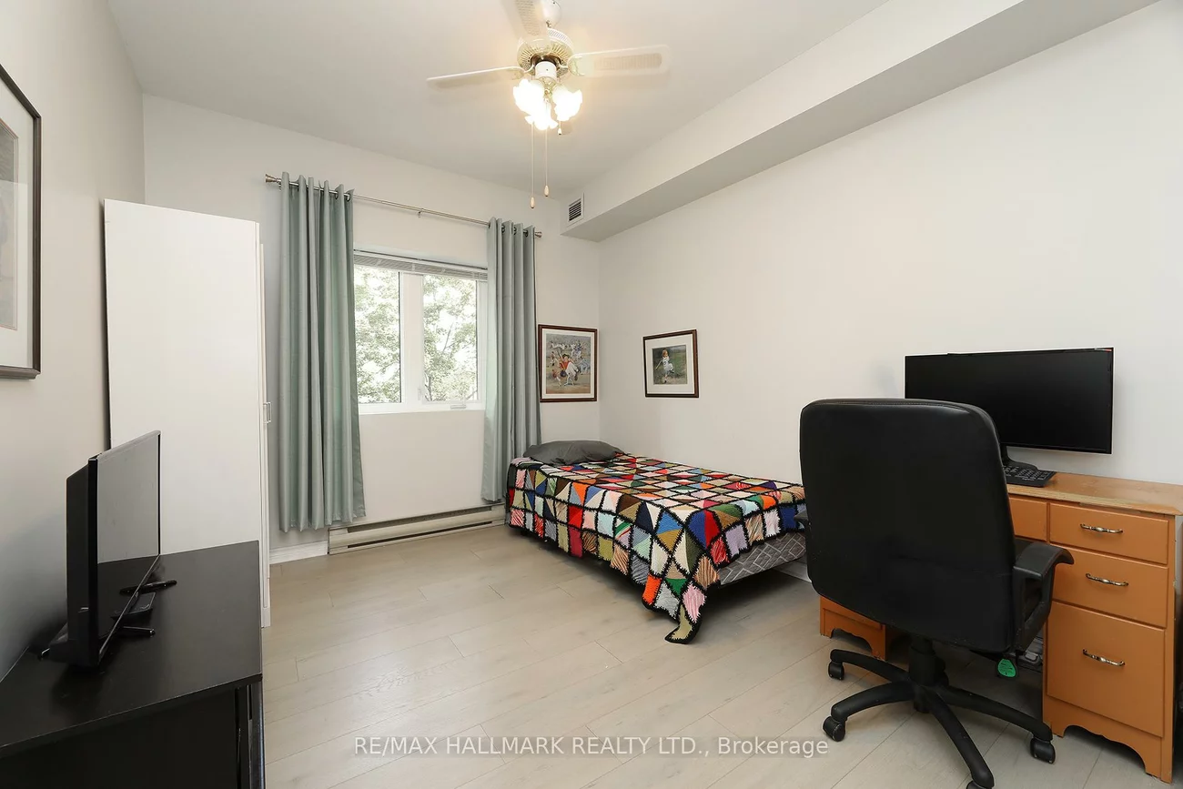 21, George, Aurora Village, Aurora