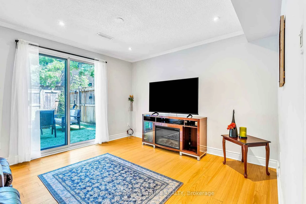 14, Poplar, Aurora Highlands, Aurora