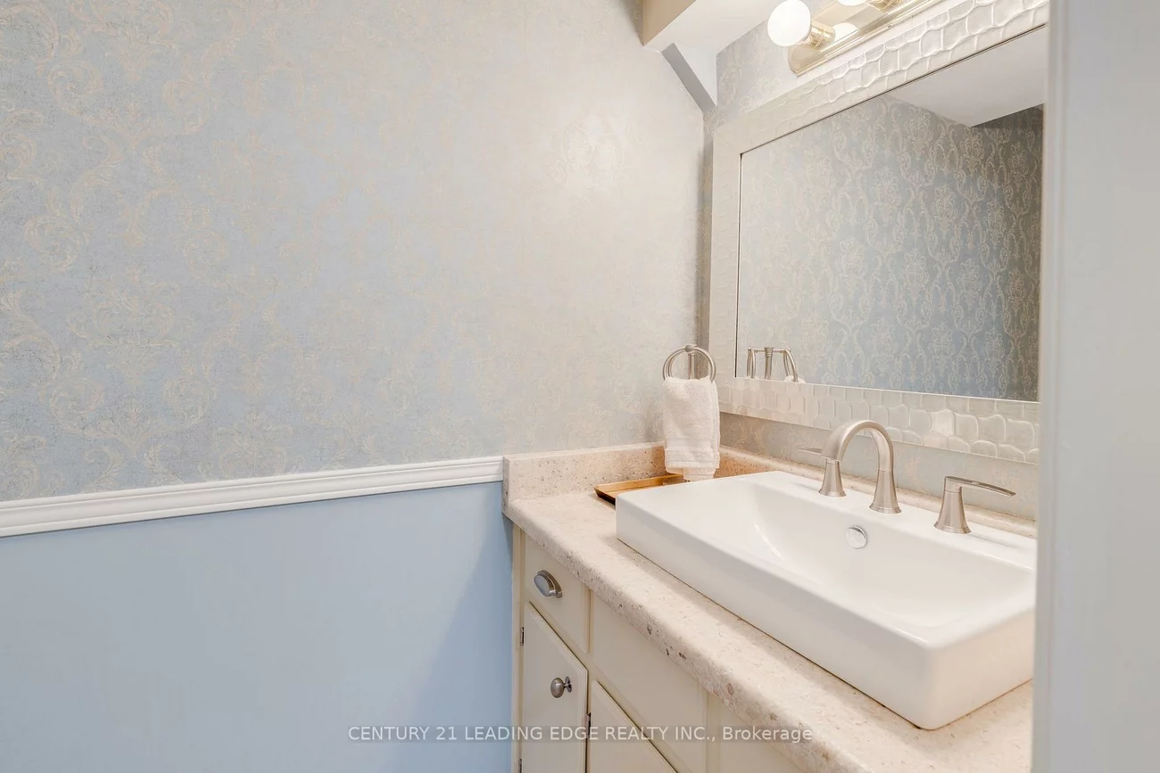 129, POPLAR, Aurora Highlands, Aurora