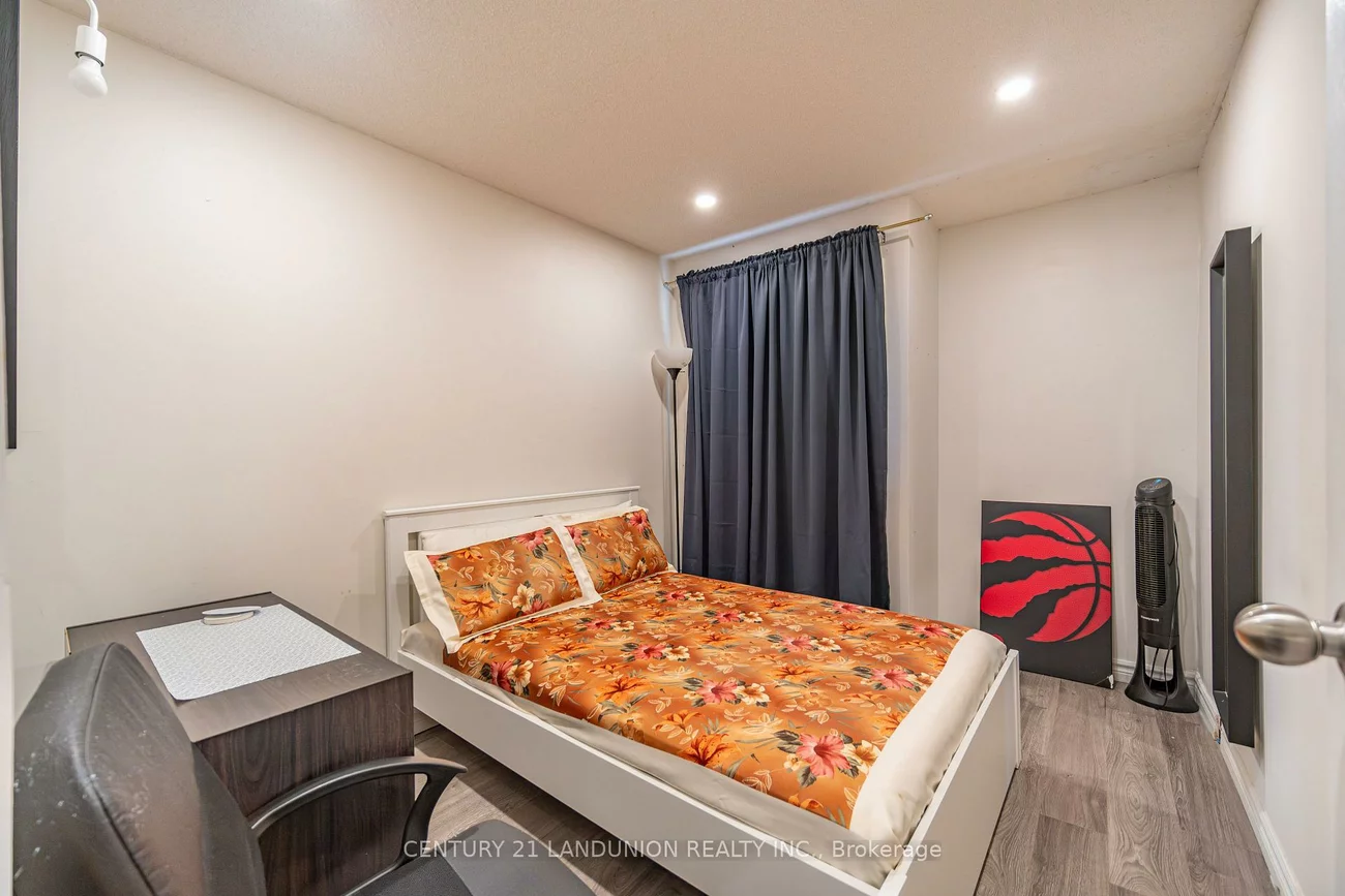 111, Milestone, Aurora Village, Aurora