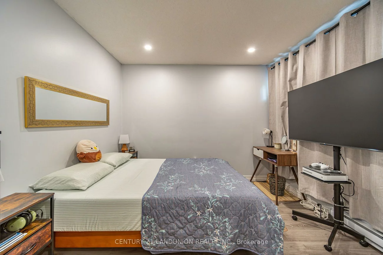 111, Milestone, Aurora Village, Aurora