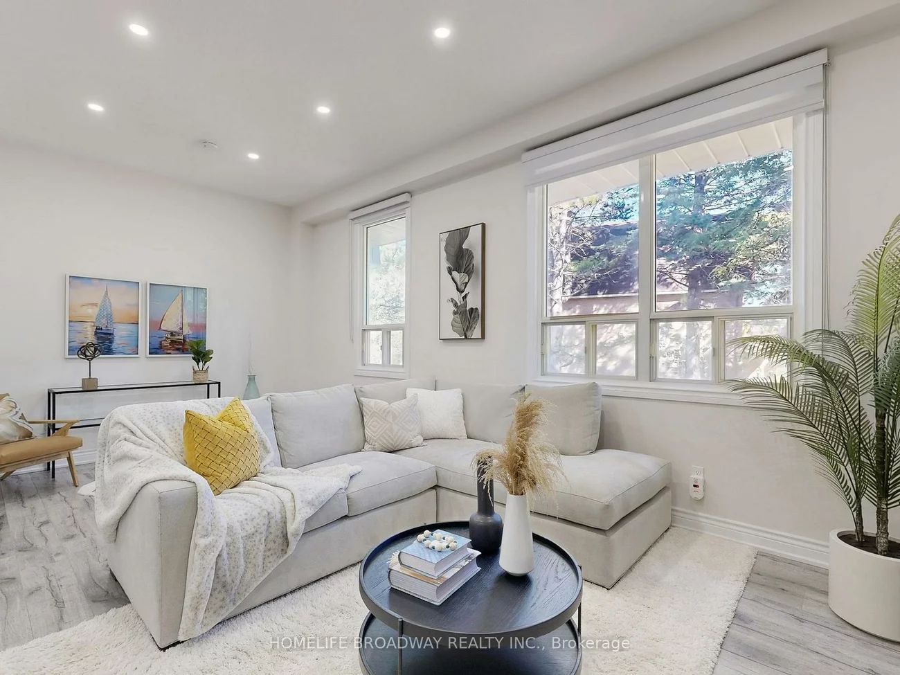 109, Poplar, Aurora Highlands, Aurora