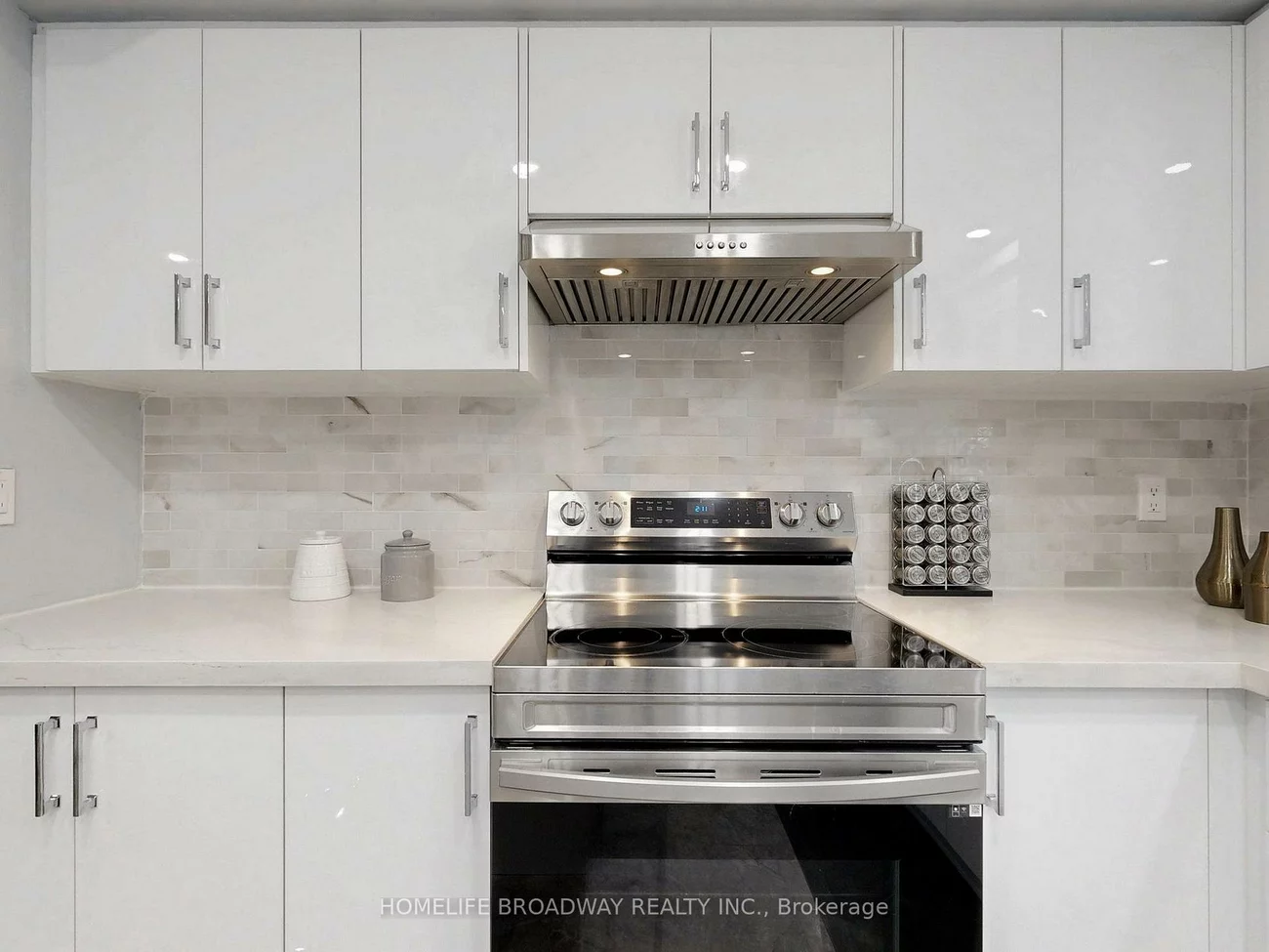 109, Poplar, Aurora Highlands, Aurora