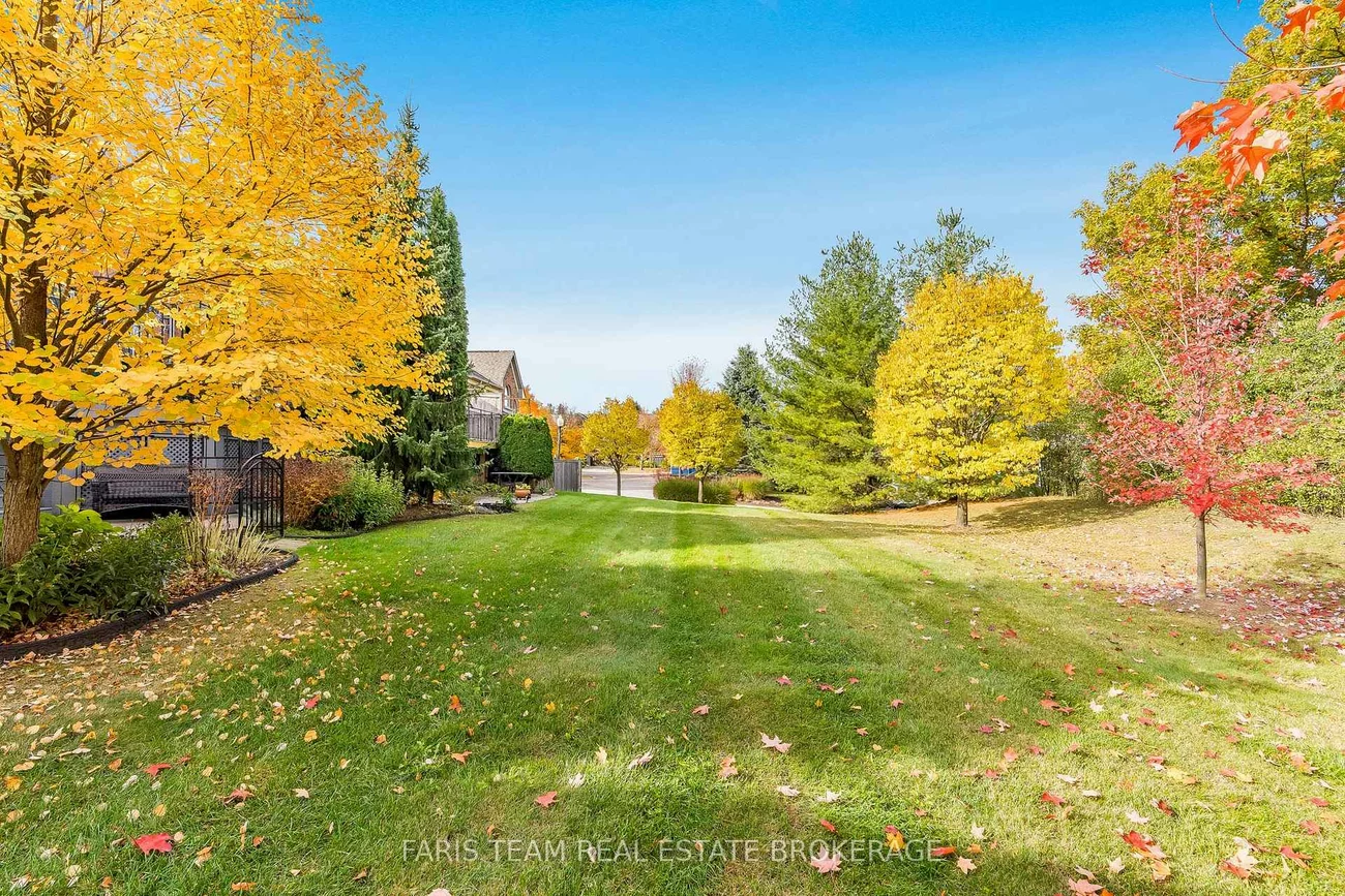 10, Wilton, Aurora Estates, Aurora