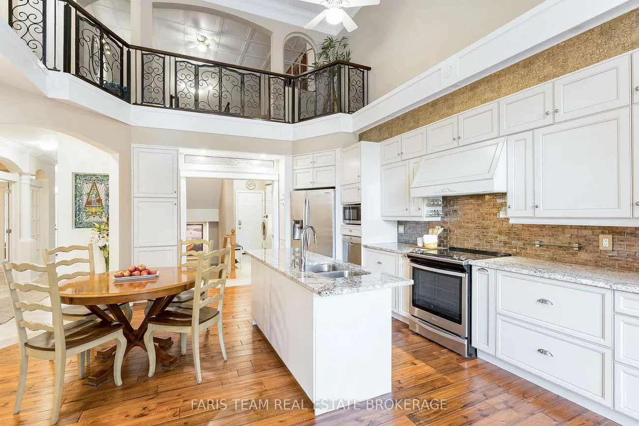 10, Wilton, Aurora Estates, Aurora