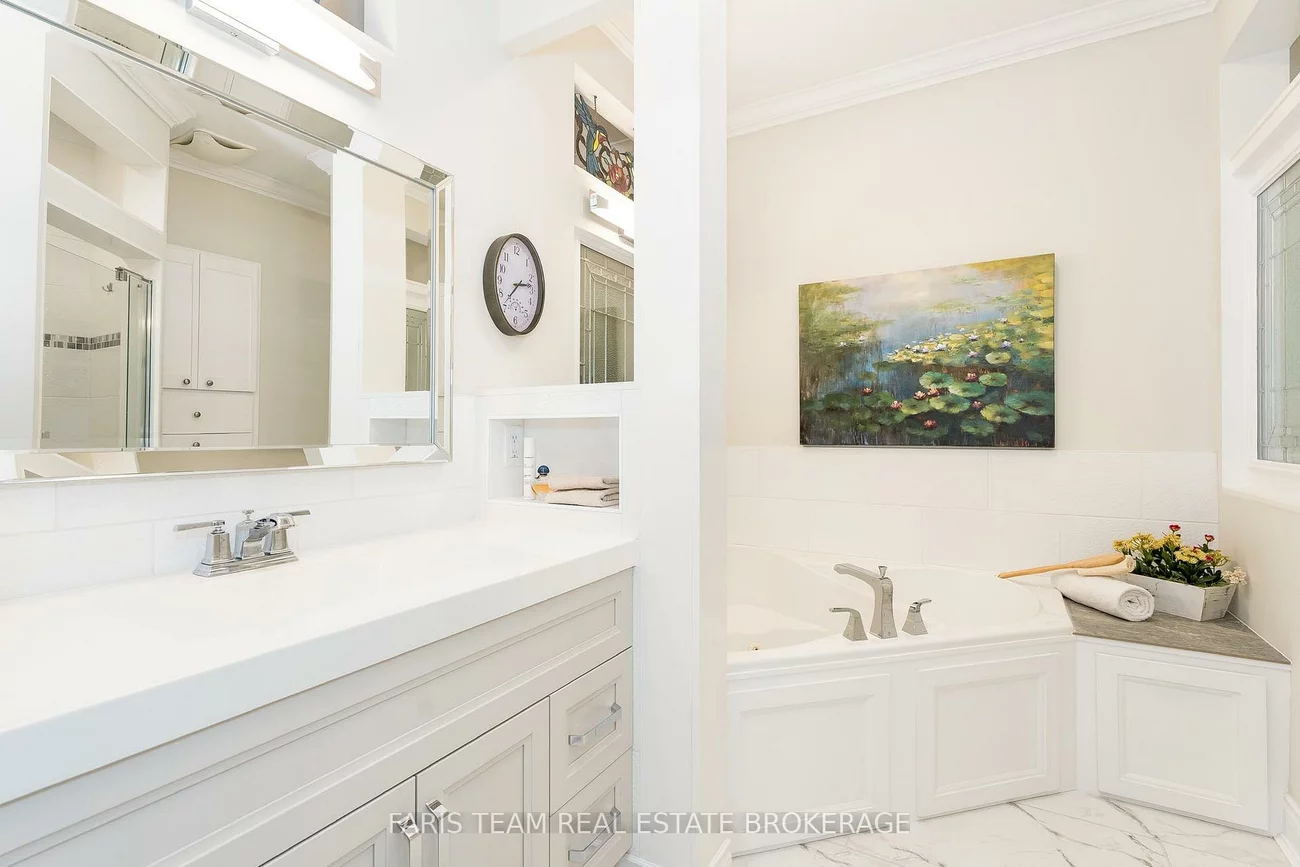 10, Wilton, Aurora Estates, Aurora