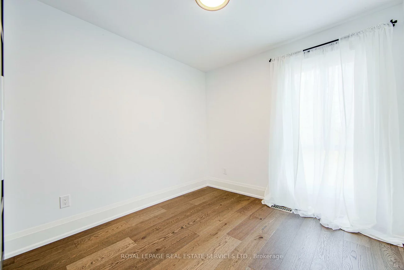 27, Poplar, Aurora Highlands, Aurora