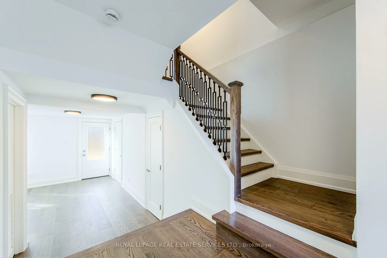 27, Poplar, Aurora Highlands, Aurora