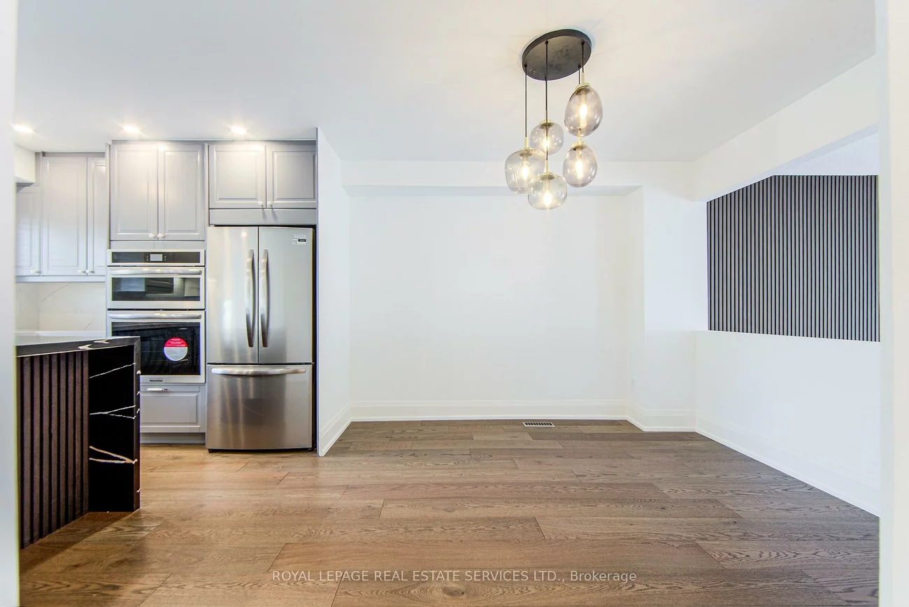 27, Poplar, Aurora Highlands, Aurora