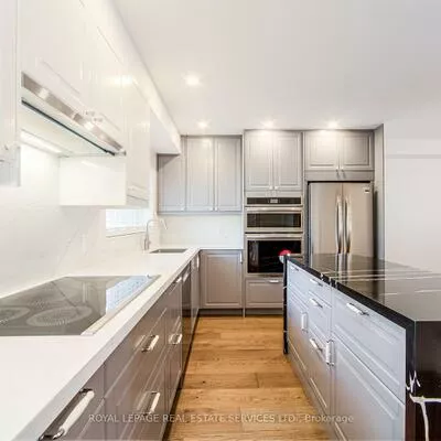 27, Poplar, Aurora Highlands, Aurora